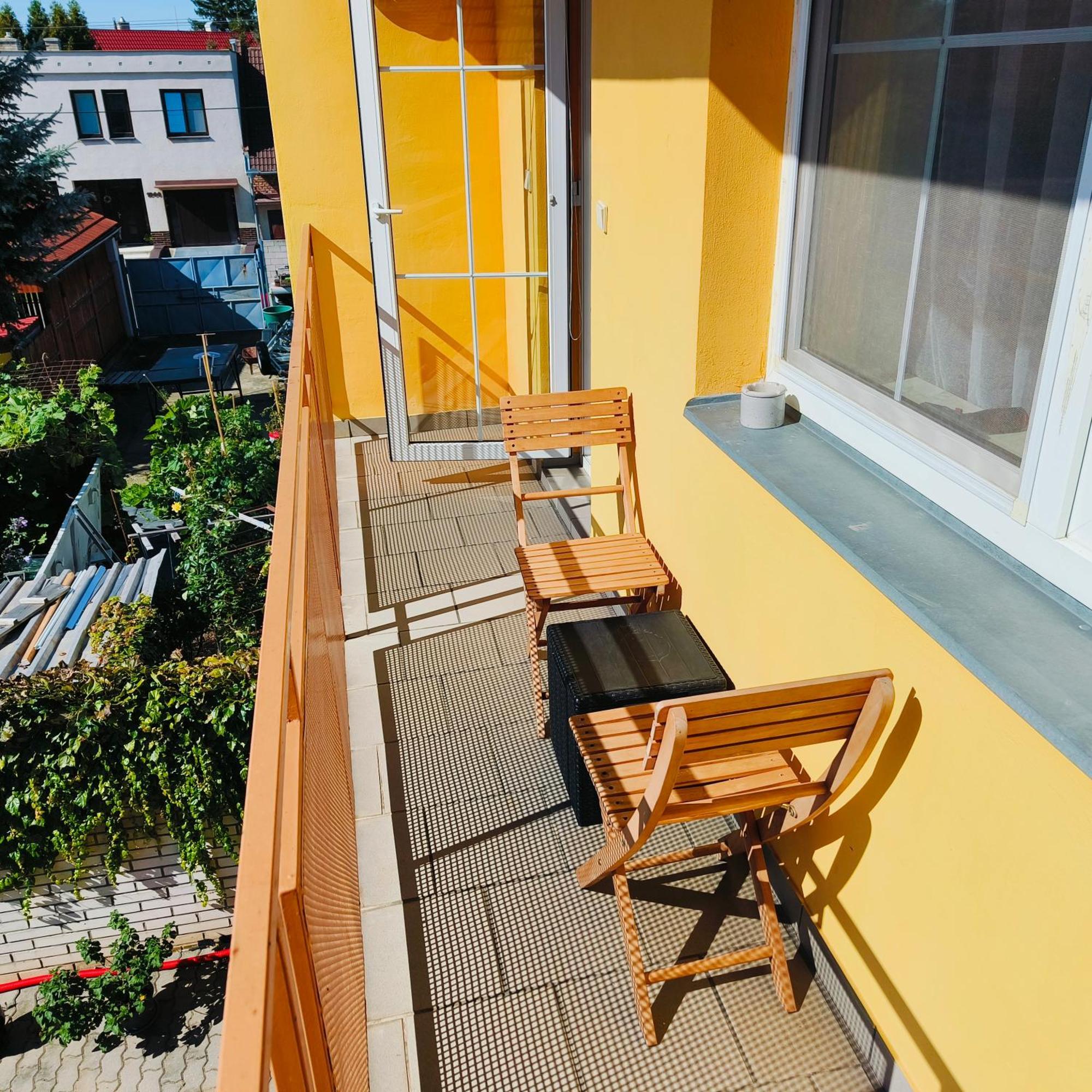 Appartement Cervena Cesta à Kunovice Extérieur photo